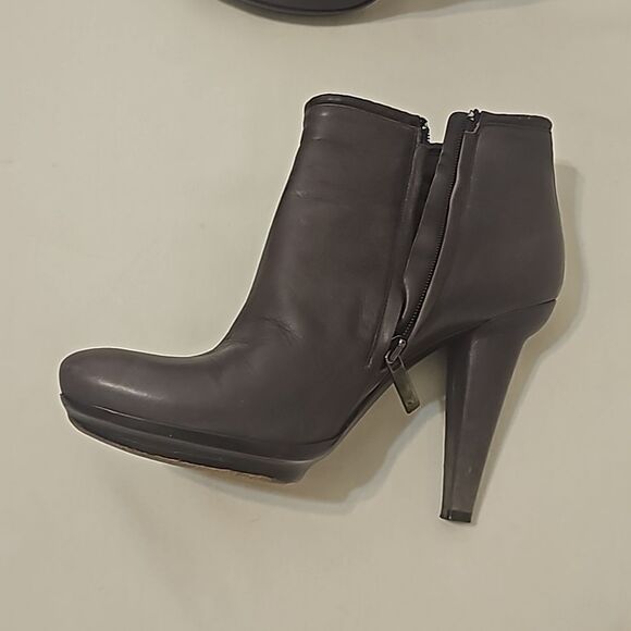 - BOTTEGA VENETA Purple Leather Platform Heels Slip On Heel Ankle Boots … - Picture 3 of 14